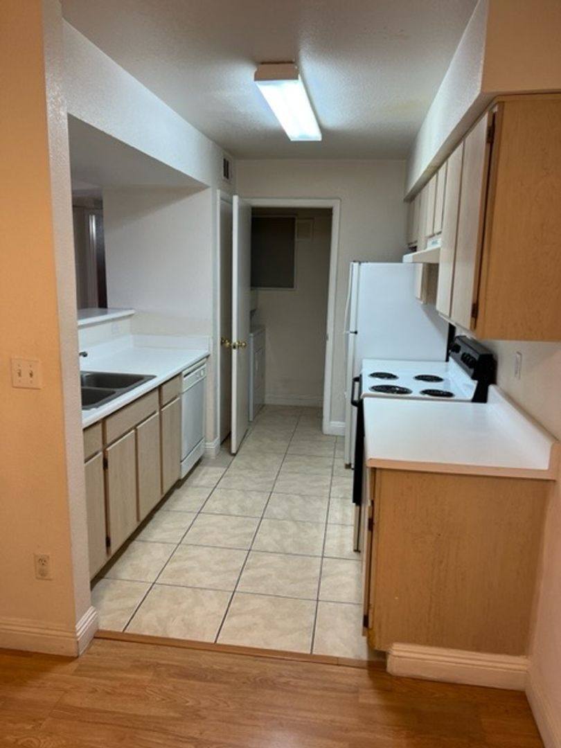 House for rent at 1150 N Buffalo Dr, Las Vegas, NV 89128