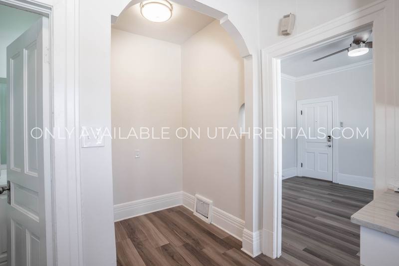 Apartment for rent at 955 E 100 S #3, Salt Lake City, UT 84102