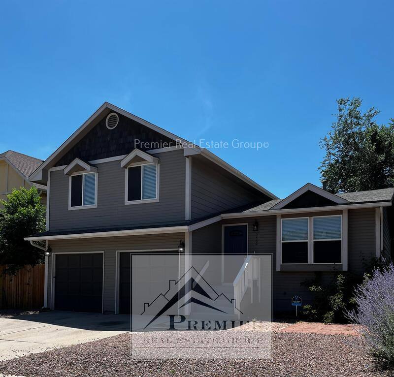 House for rent at 3466 Foxridge Dr, Colorado Springs, CO 80916