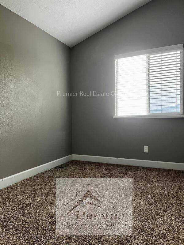 House for rent at 3466 Foxridge Dr, Colorado Springs, CO 80916