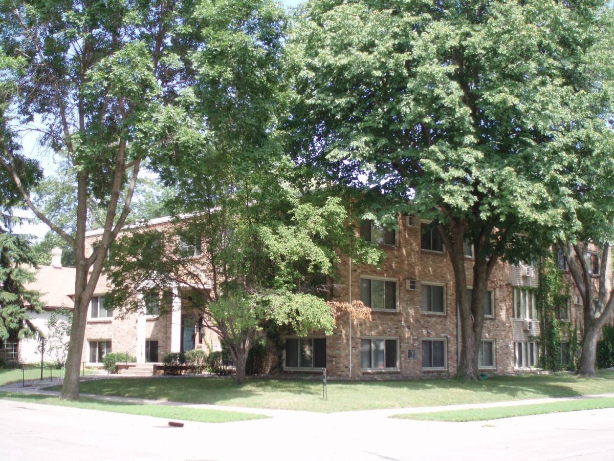 Apartment for rent at 3151 29th Ave S, Minneapolis, MN 55406