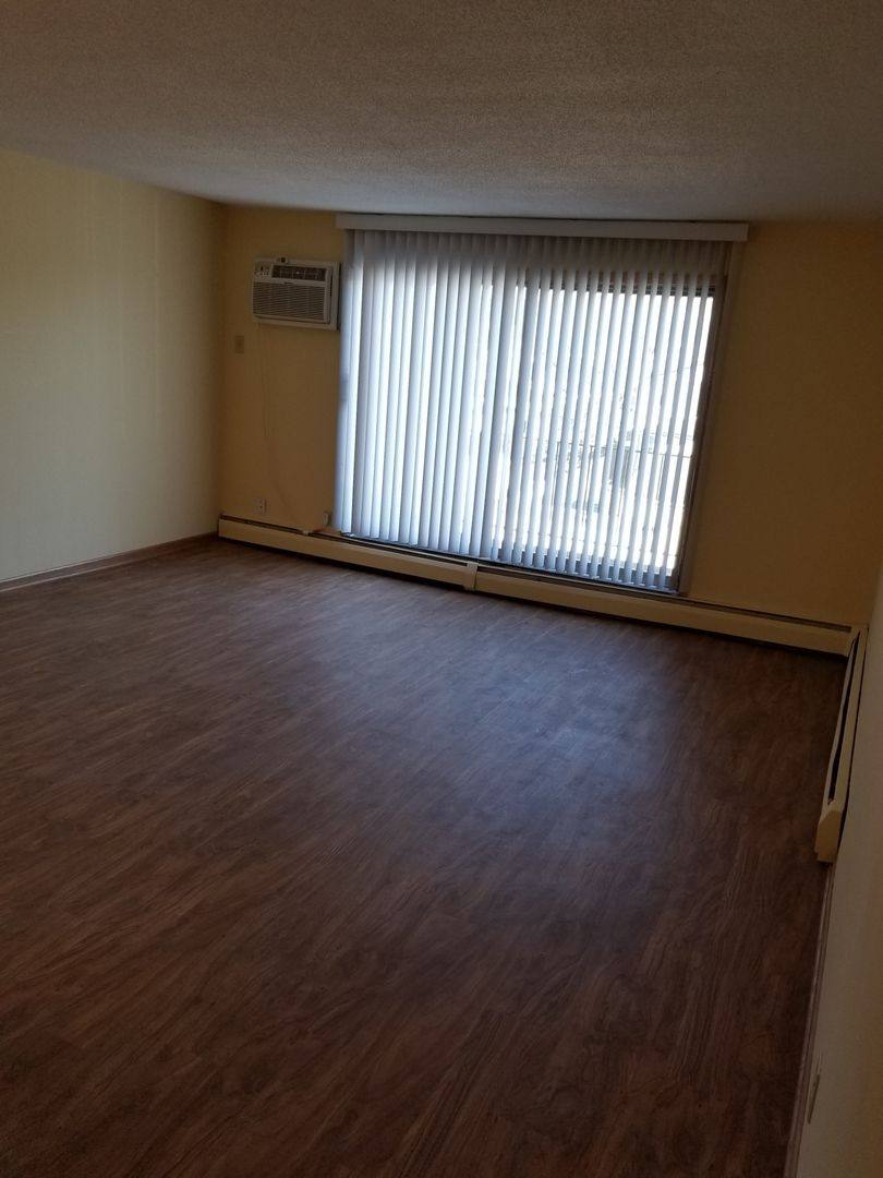Apartment for rent at 3725 Cedar Ave S, Minneapolis, MN 55407