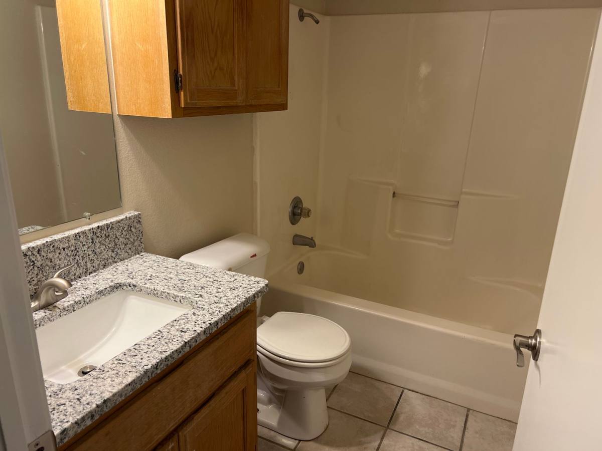 Apartment for rent at 608 Rolling Hills Dr, Tahlequah, OK 74464
