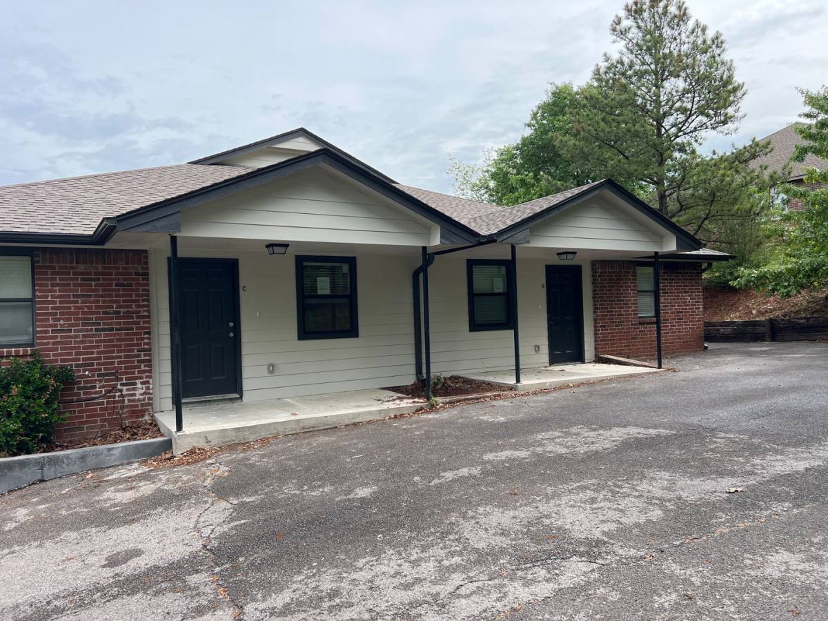 Apartment for rent at 608 Rolling Hills Dr, Tahlequah, OK 74464