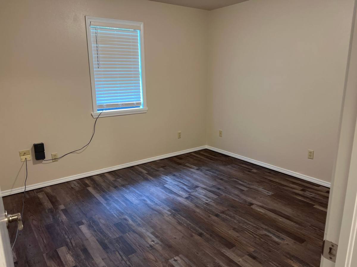 Apartment for rent at 608 Rolling Hills Dr, Tahlequah, OK 74464