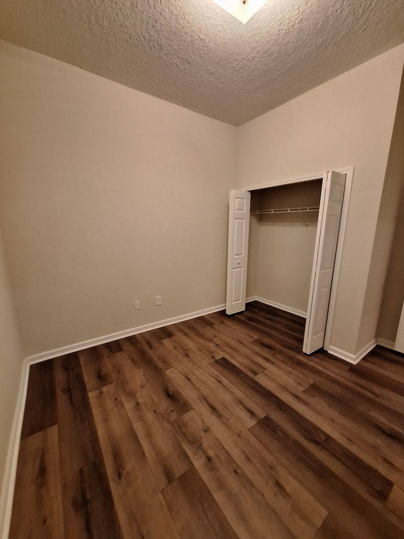 Apartment for rent at 7032 Deer Lodge Circle, Jacksonville, FL 32256