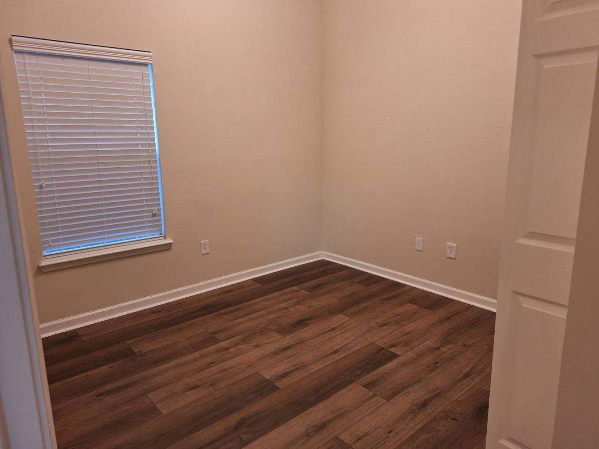 Apartment for rent at 7032 Deer Lodge Circle, Jacksonville, FL 32256