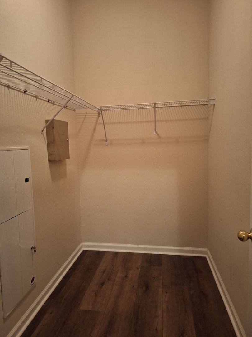 Apartment for rent at 7032 Deer Lodge Circle, Jacksonville, FL 32256