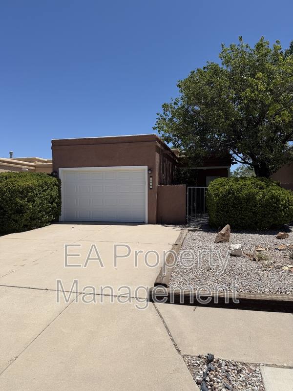 House for rent at 6532 Keeling St NW, Albuquerque, NM 87120