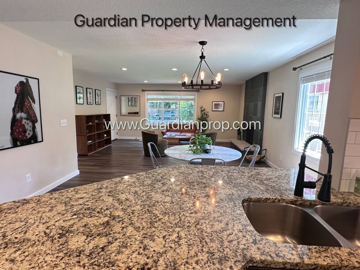 Apartment for rent at 3916-3918 Sheridan Ave S, Minneapolis, MN 55410