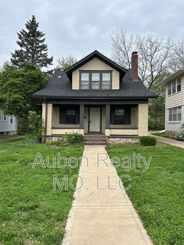 House for rent at 5428 Harrison St, Kansas City, MO 64110