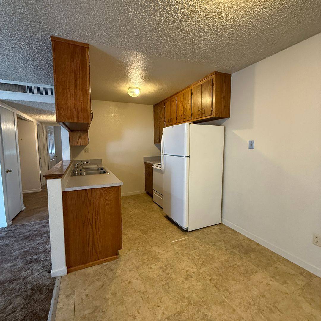 Apartment for rent at 2512 Standiford Ave, Modesto, CA 95350