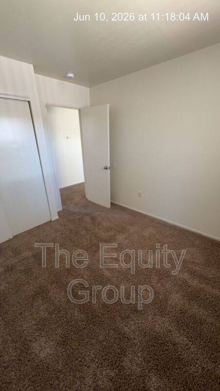 Apartment for rent at 331 E Elm St #5, Hanford, CA 93230