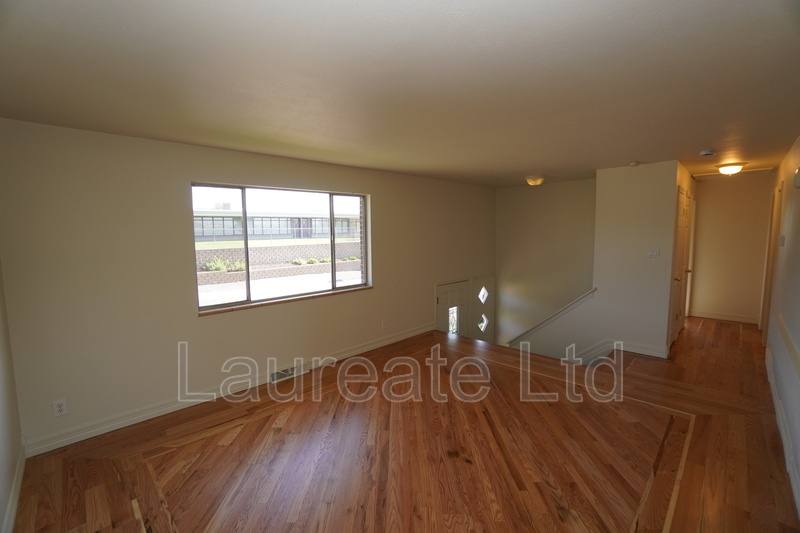 House for rent at 3330 W Mountain Rd, Englewood, CO 80110