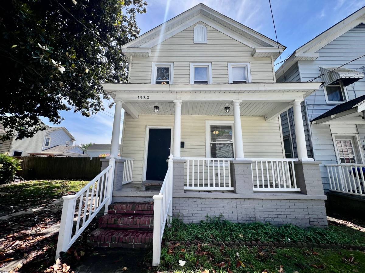 1322 18th St, Chesapeake, VA 23324 - House for Rent