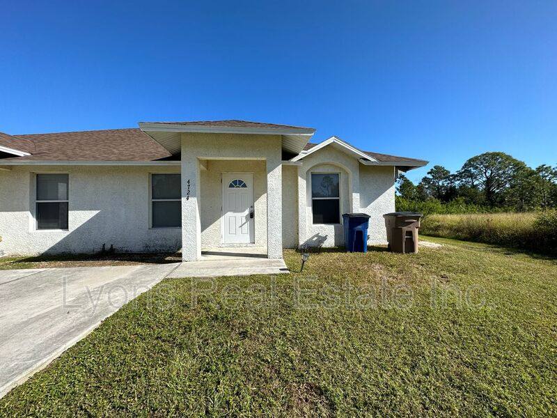 Apartment for rent at 4724 26th St SW, Lehigh Acres, FL 33973