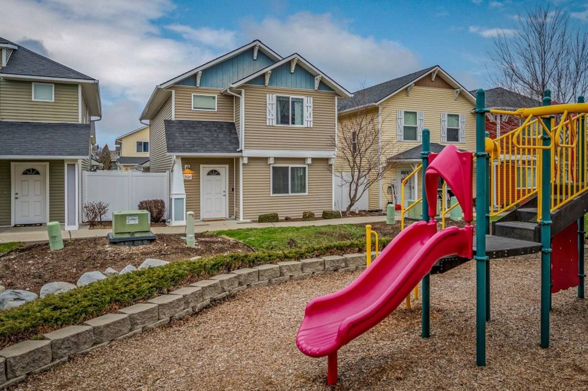 Townhouse for rent at 3324 E Garin Court, Post Falls, ID 83854