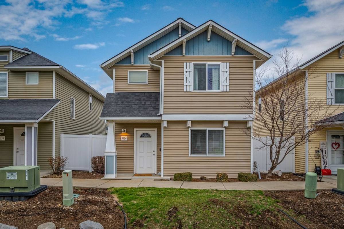 Townhouse for rent at 3324 E Garin Court, Post Falls, ID 83854