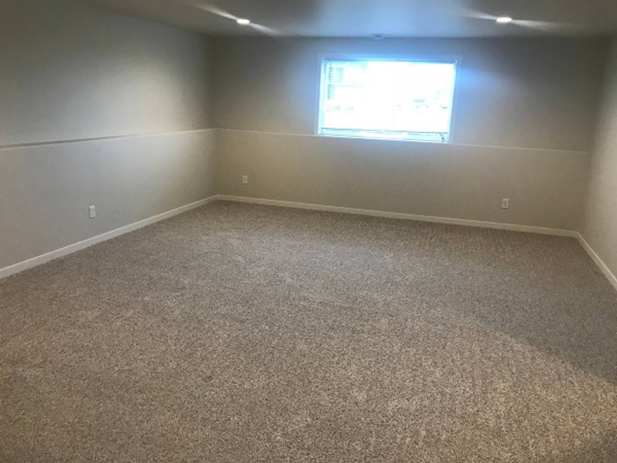 House for rent at 920 Albert Dr W, West Fargo, ND 58078