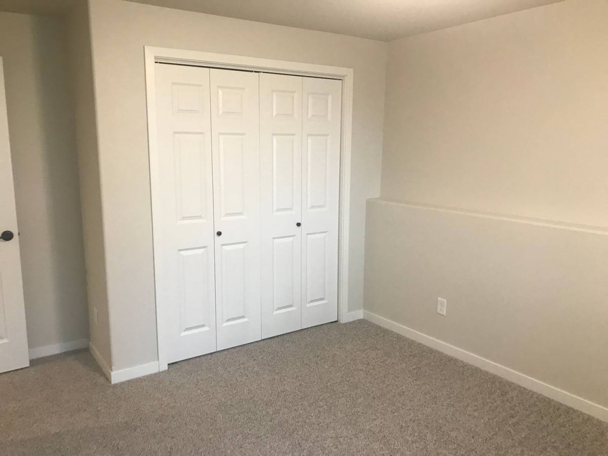 House for rent at 920 Albert Dr W, West Fargo, ND 58078