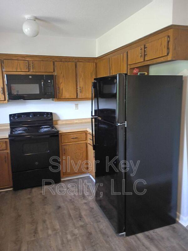 Apartment for rent at 823 Englewood Rd #10, Madisonville, TN 37354