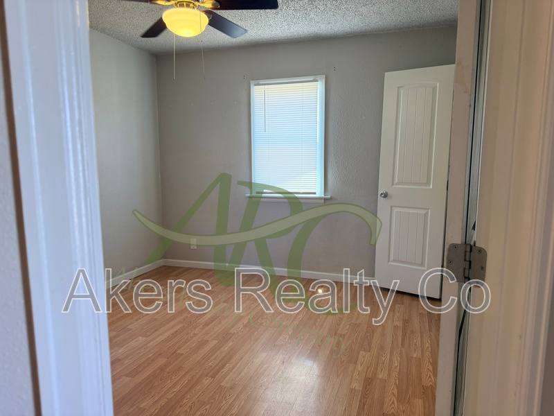 House for rent at 1420 N Hudson Ave, Pueblo, CO 81001