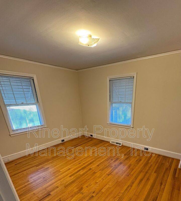 House for rent at 221 Hutchinson St, Rock Hill, SC 29730