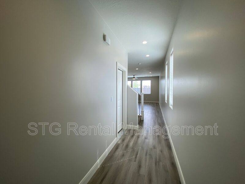 Townhouse for rent at 4381 W 1200 S, Hurricane, UT 84737