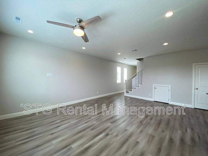 Townhouse for rent at 4381 W 1200 S, Hurricane, UT 84737