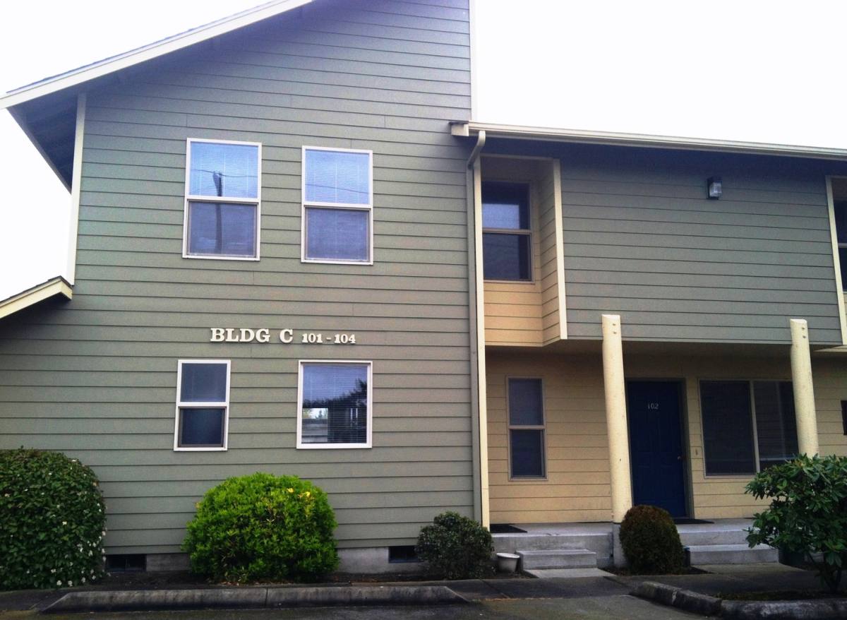 Apartment for rent at 480 S Oak Harbor St, Oak Harbor, WA 98277