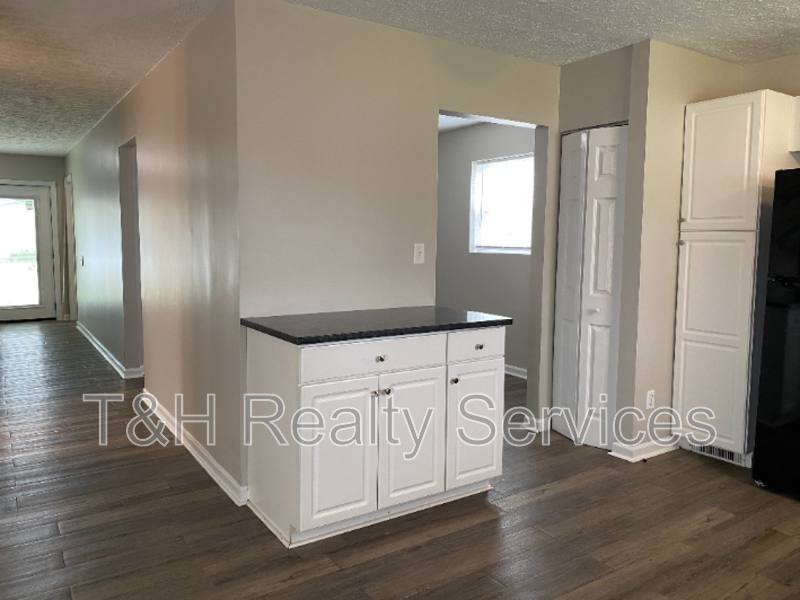 House for rent at 3008 N Pauline Ave, Muncie, IN 47303