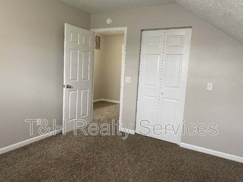 House for rent at 3008 N Pauline Ave, Muncie, IN 47303