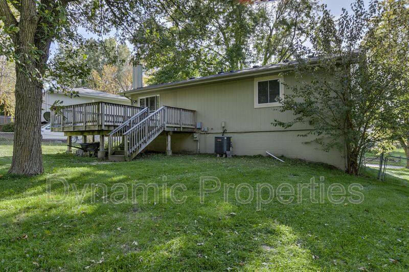 House for rent at 4115 N 213th Circle, Elkhorn, NE 68022