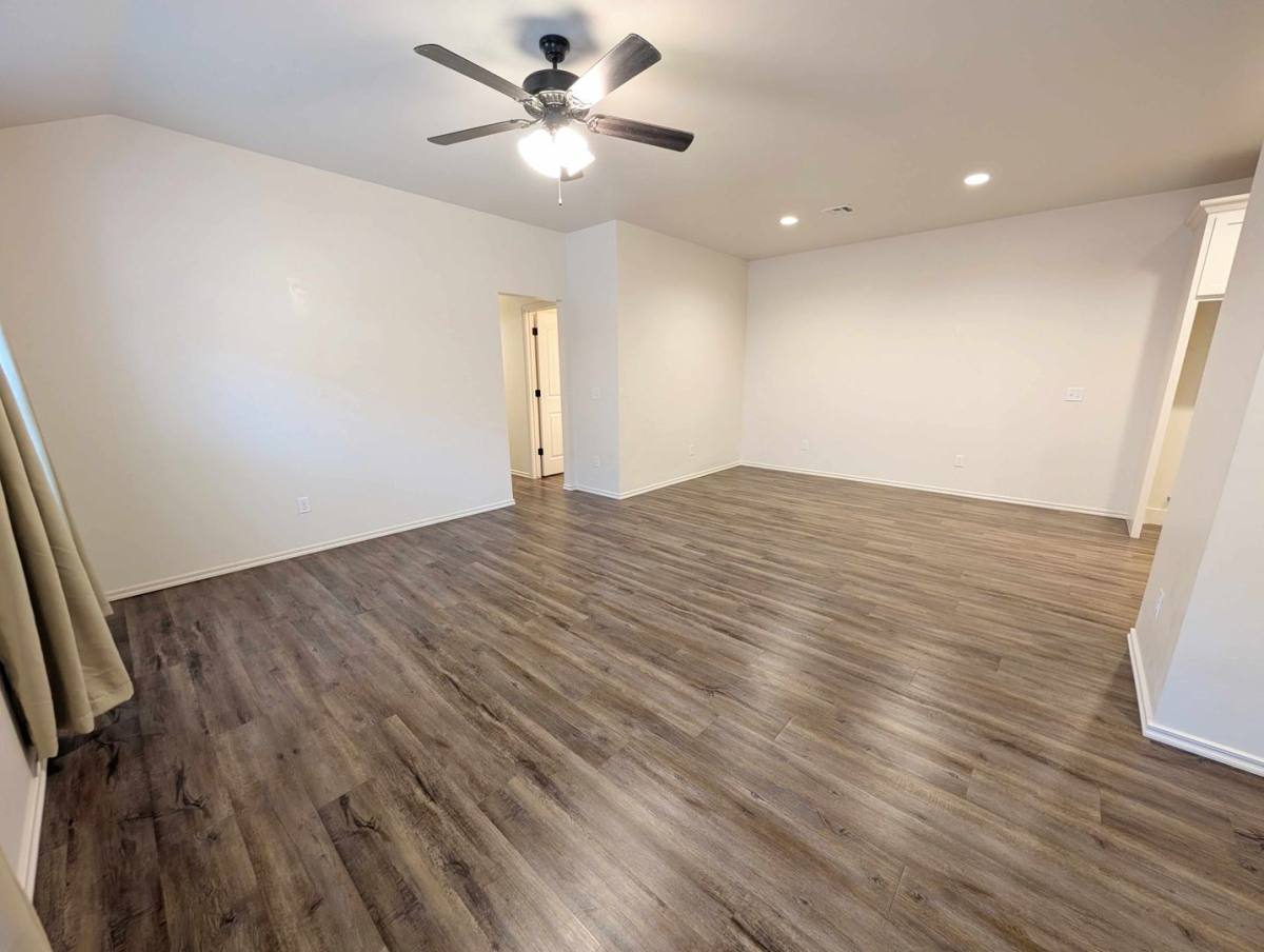 House for rent at 425 Chalk Hill, Edmond, OK 73003