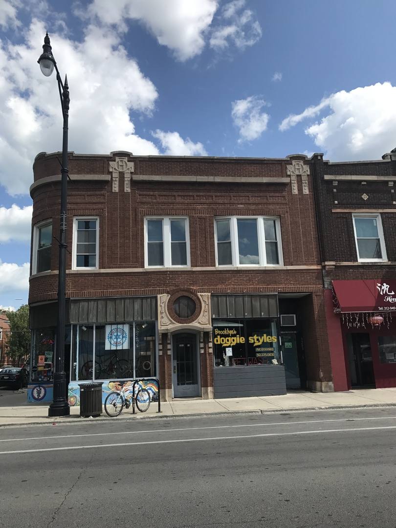 Apartment for rent at 3201 S Halsted St, Chicago, IL 60608