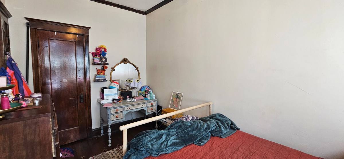 Apartment for rent at 3201 S Halsted St, Chicago, IL 60608