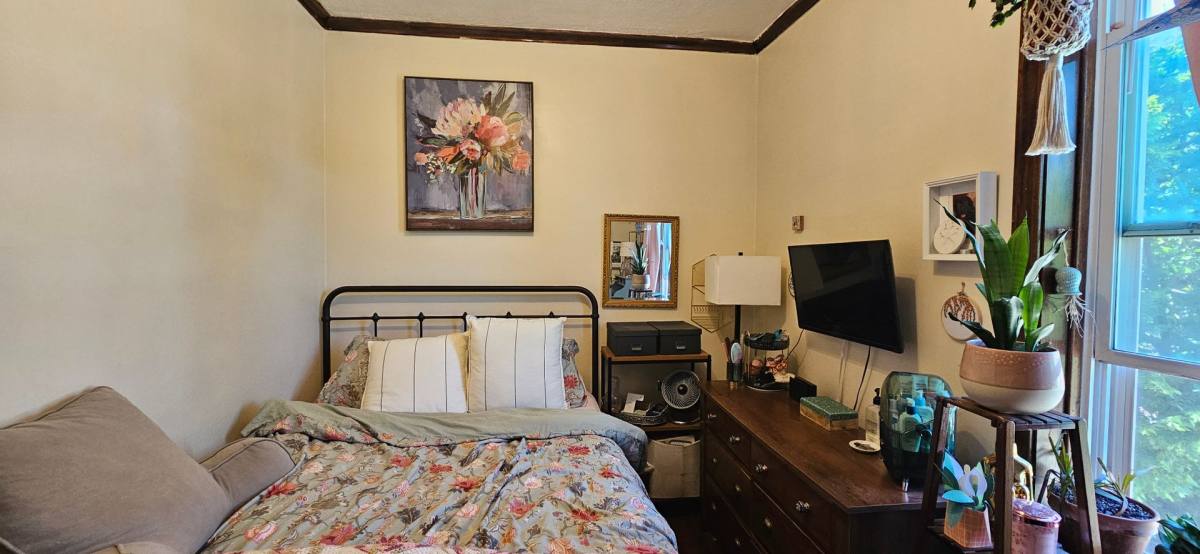 Apartment for rent at 3201 S Halsted St, Chicago, IL 60608
