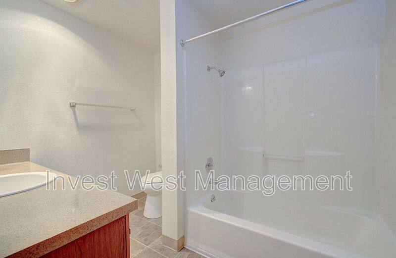 Apartment for rent at 1873 Kingsley Rd #97, Eugene, OR 97401
