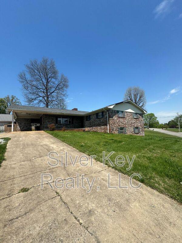 103 County Rd #807, Etowah, TN 37331 - House for Rent