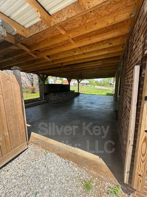 House for rent at 103 County Rd #807, Etowah, TN 37331