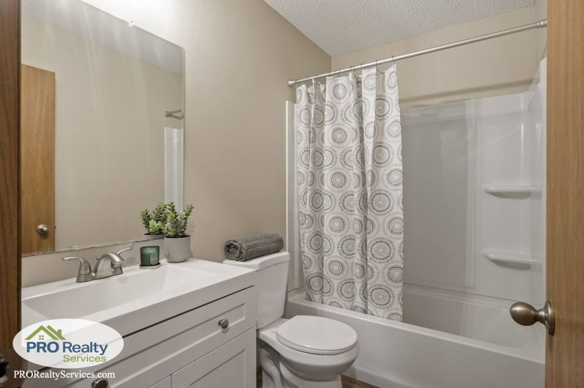 House for rent at 23345 Yucca St NW, Saint Francis, MN 55070