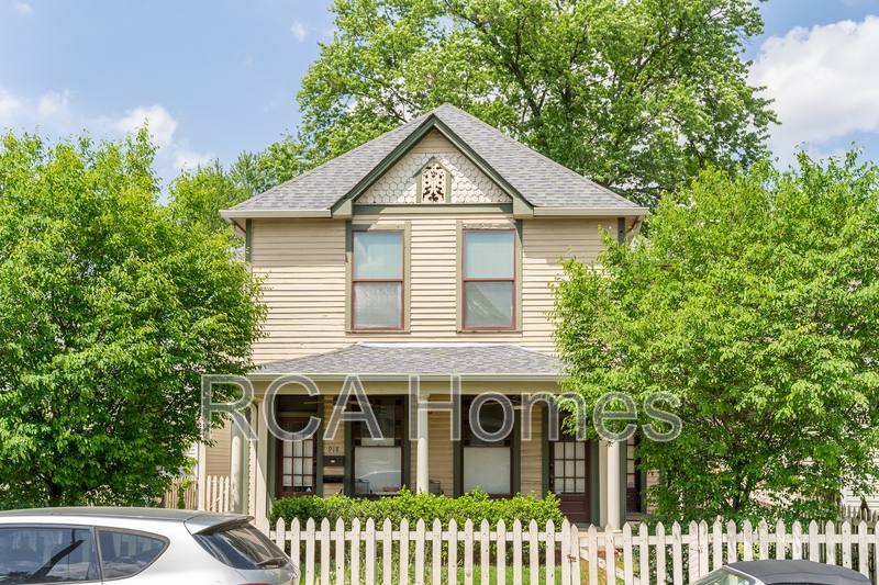 Apartment for rent at 918 Prospect St, Indianapolis, IN 46203