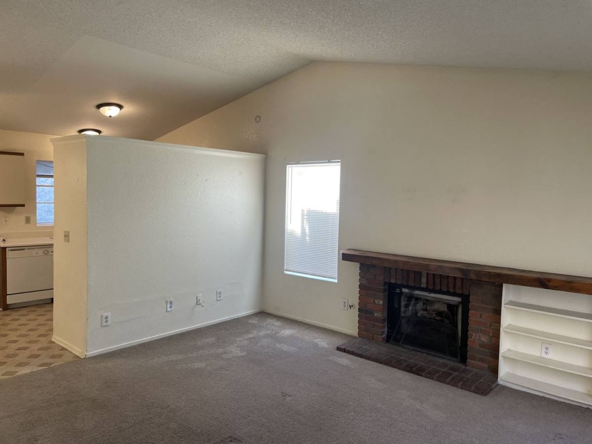 House for rent at 204 Meadowbrook Court, Tehachapi, CA 93561
