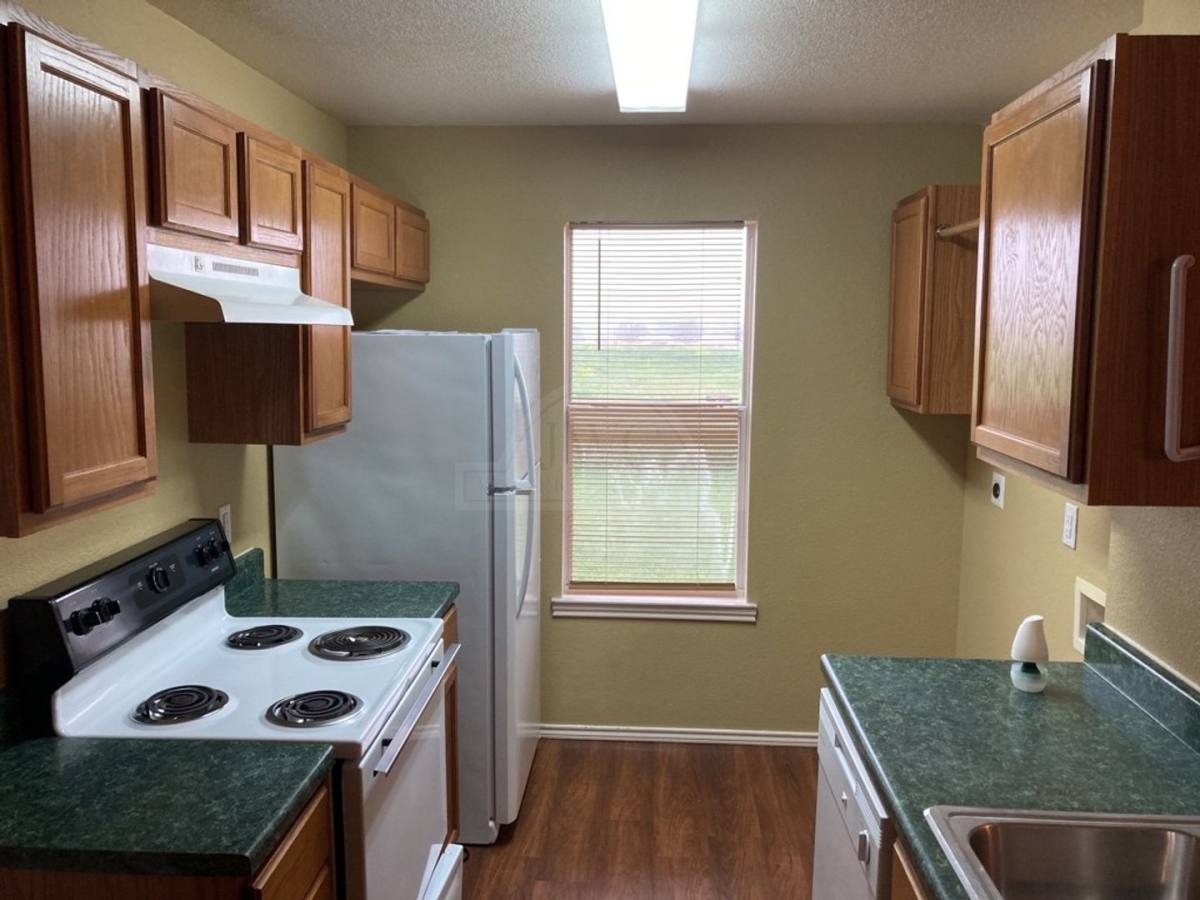 Apartment for rent at 5802 Greengate Dr, Killeen, TX 76543