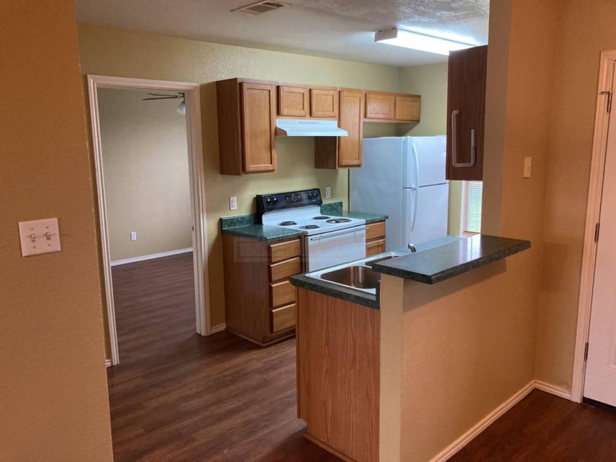 Apartment for rent at 5802 Greengate Dr, Killeen, TX 76543