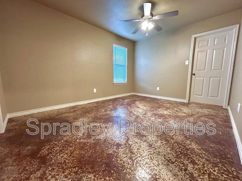 Apartment for rent at 1008B Llano Court, Belton, TX 76513