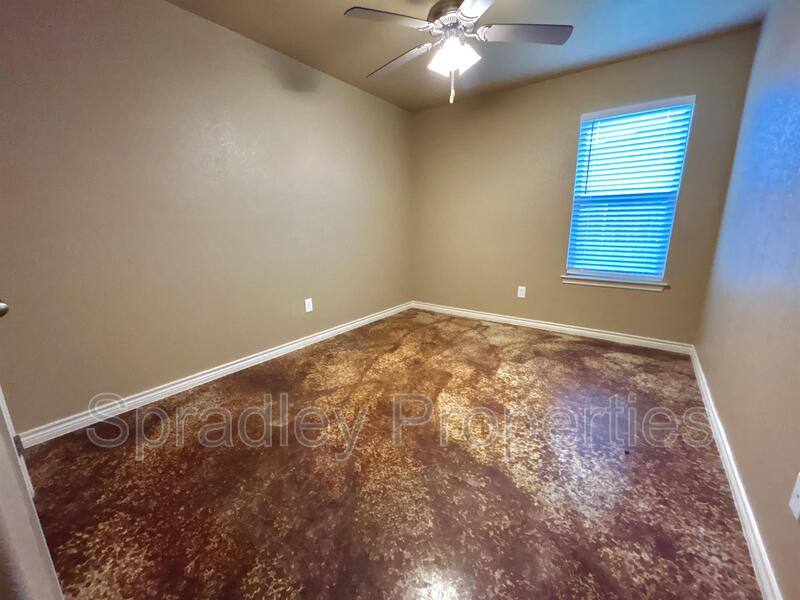 Apartment for rent at 1008B Llano Court, Belton, TX 76513