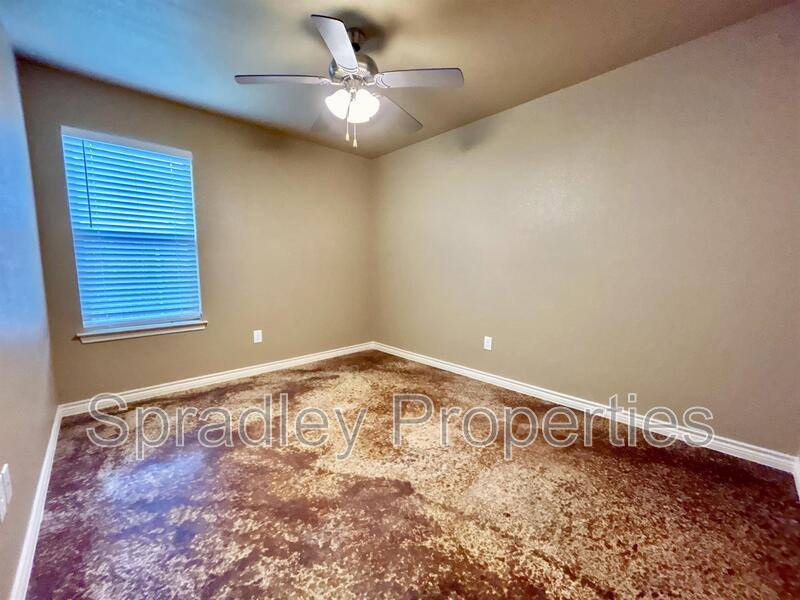 Apartment for rent at 1008B Llano Court, Belton, TX 76513