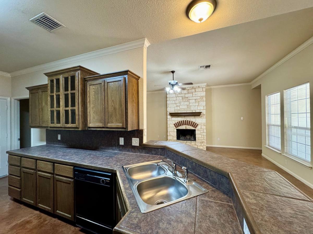 House for rent at 304 A Chapel Trail Circle, Woodway, TX 76712