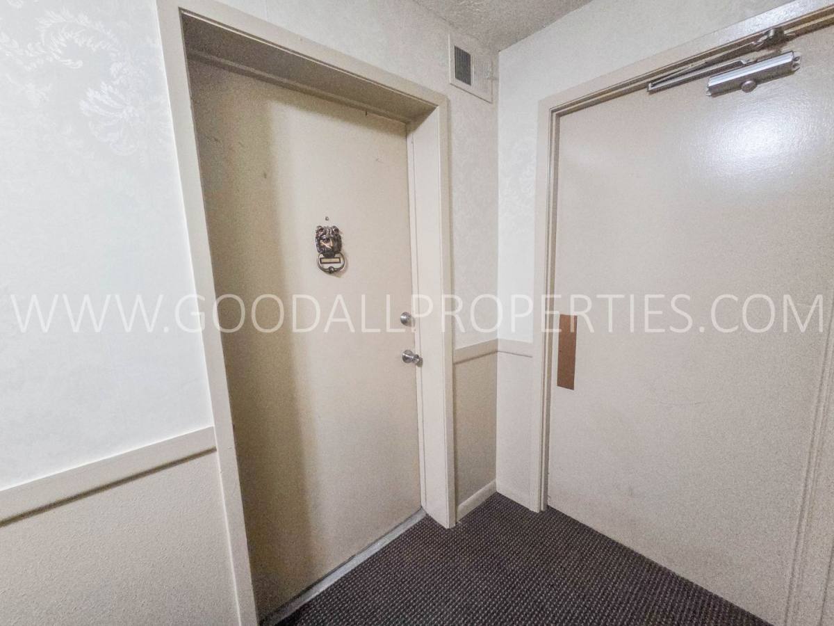 Apartment for rent at 9523 University Ave, Clive, IA 50325
